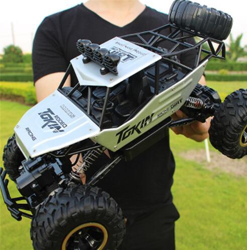 4WD RC Truck