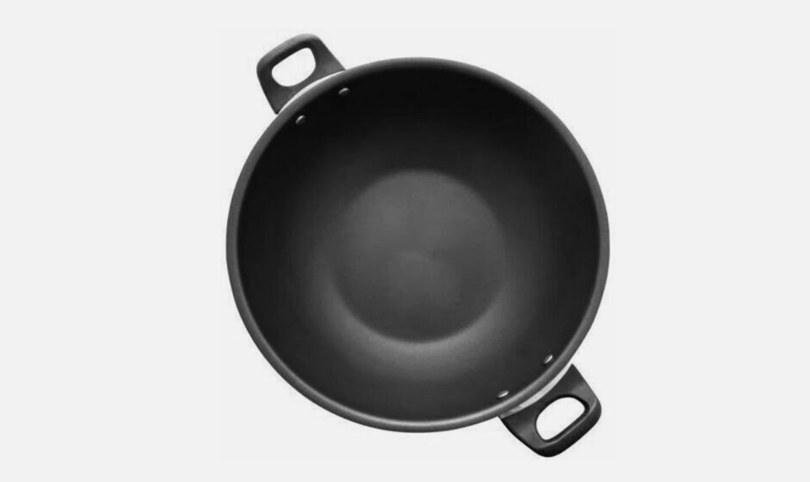 Enhance your kitchen repertoire with the UWEVO Induction-Compatible Cooking Wok with Glass Lid