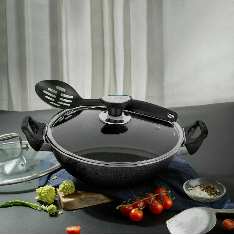 Enhance your kitchen repertoire with the UWEVO Induction-Compatible Cooking Wok with Glass Lid